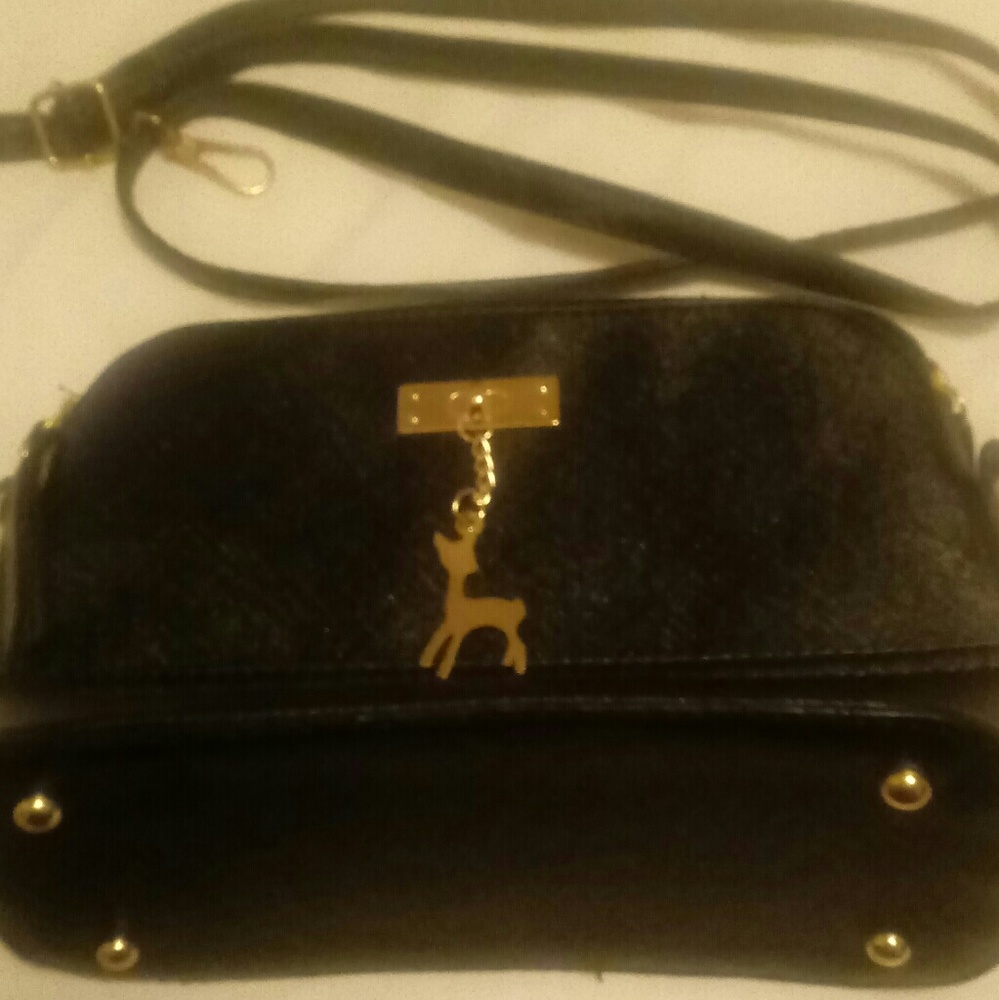 Women's Crossbody Shell Clutch Purse !